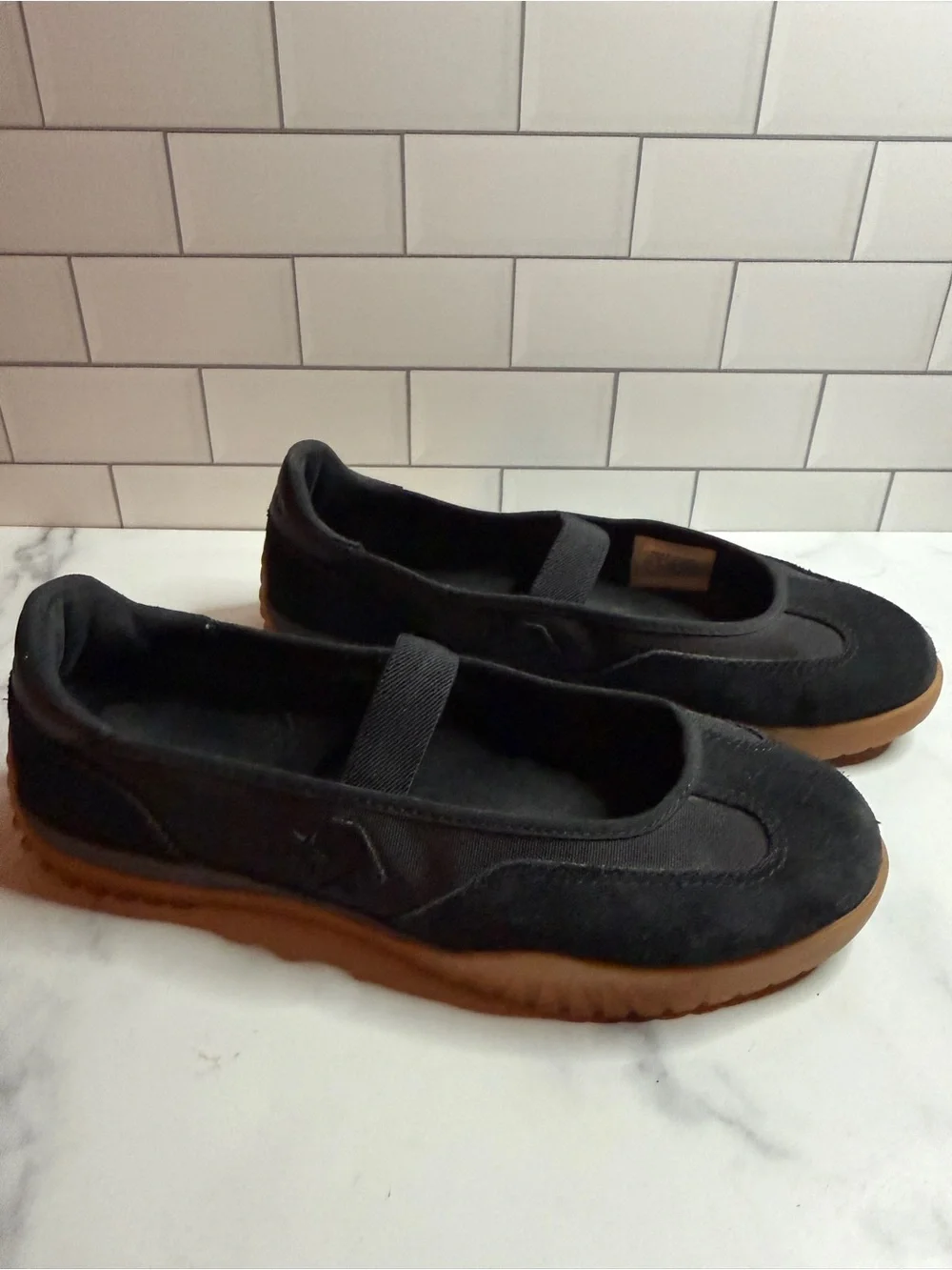Converse Run Star Trainer Ballet Flats Black Gum Women’s 9.5 A16251C